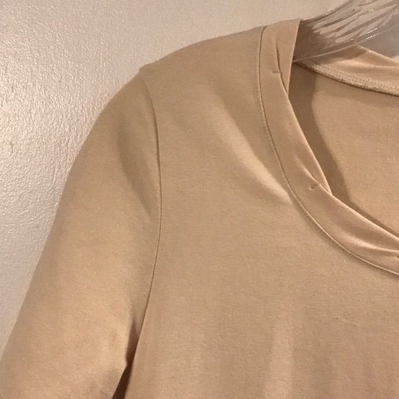 Blue Willi’s cream short sleeve tee - Picture 2 of 7